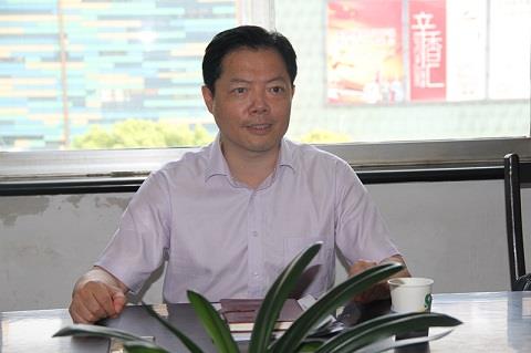 区卫计局解放思想大讨论活动督查小组来院督查